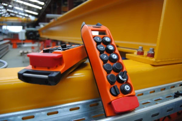 Pontes Rolantes e Pórticos - Tecnomira