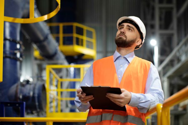 Saiba como usar um controlador lógico programável